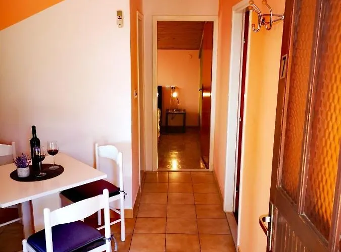 Apartment By The Sea Ivan Dolac, Hvar - 8700