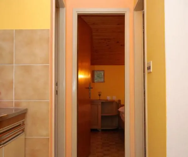 Apartment By The Sea Ivan Dolac, Hvar - 8700